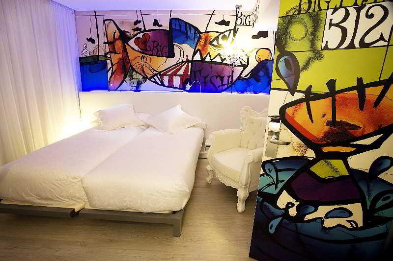 Dormirdcine Madrid Extérieur photo